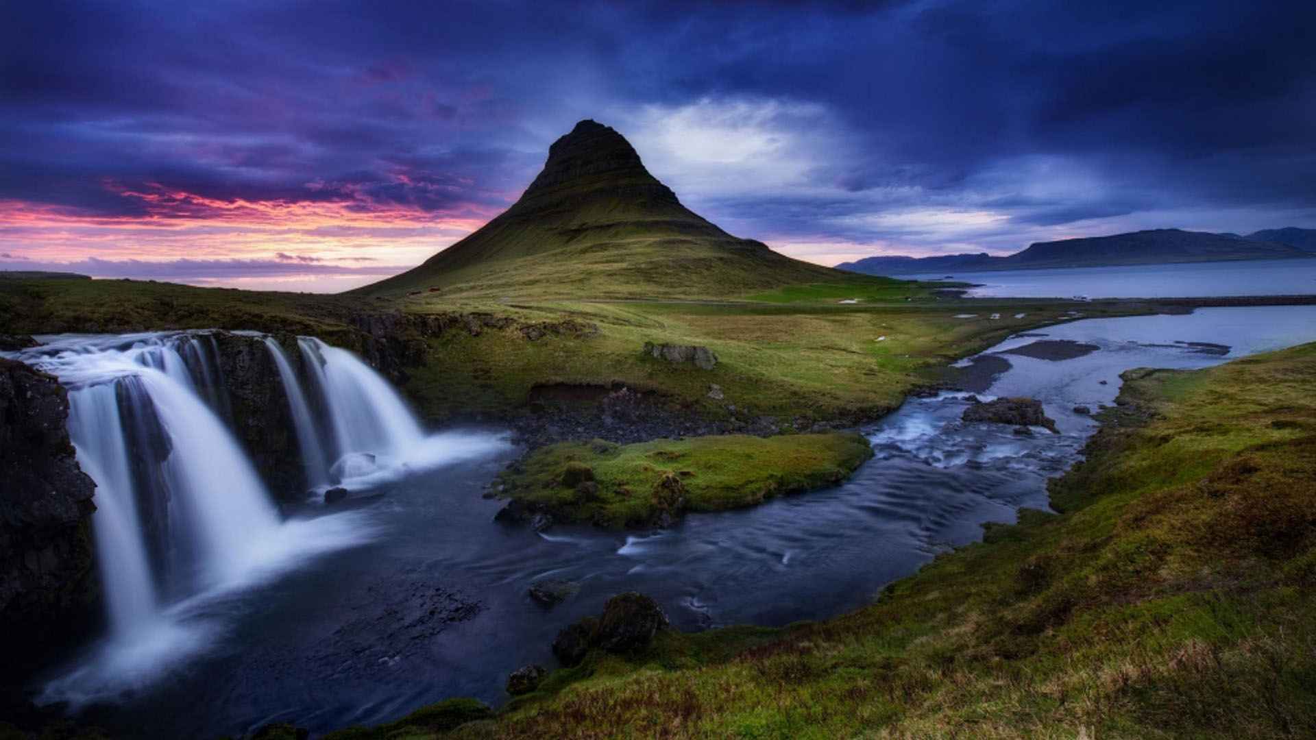 冰岛基尔丘山大自然风景图桌面壁纸