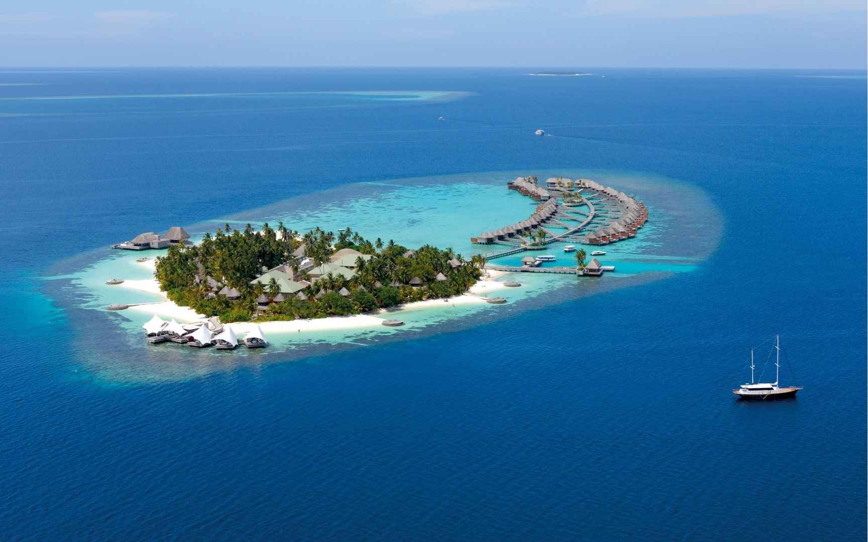 高清马尔代夫唯美蓝色大海电脑桌面壁纸