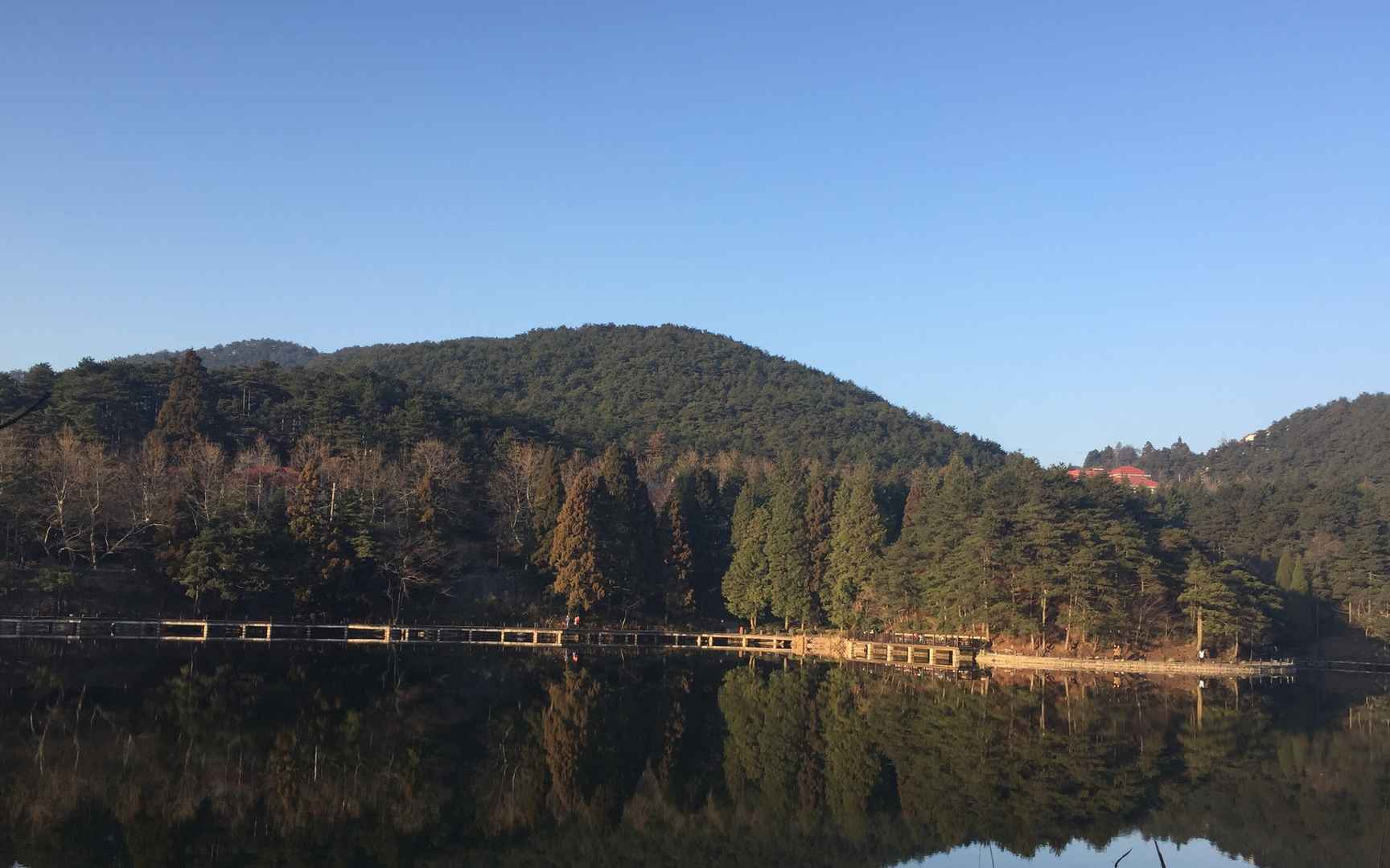 不识庐山真面目桌面壁纸