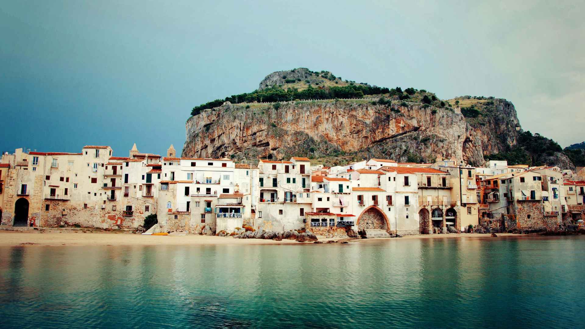 高清地中海最大的岛屿——西西里岛电脑桌面壁纸-