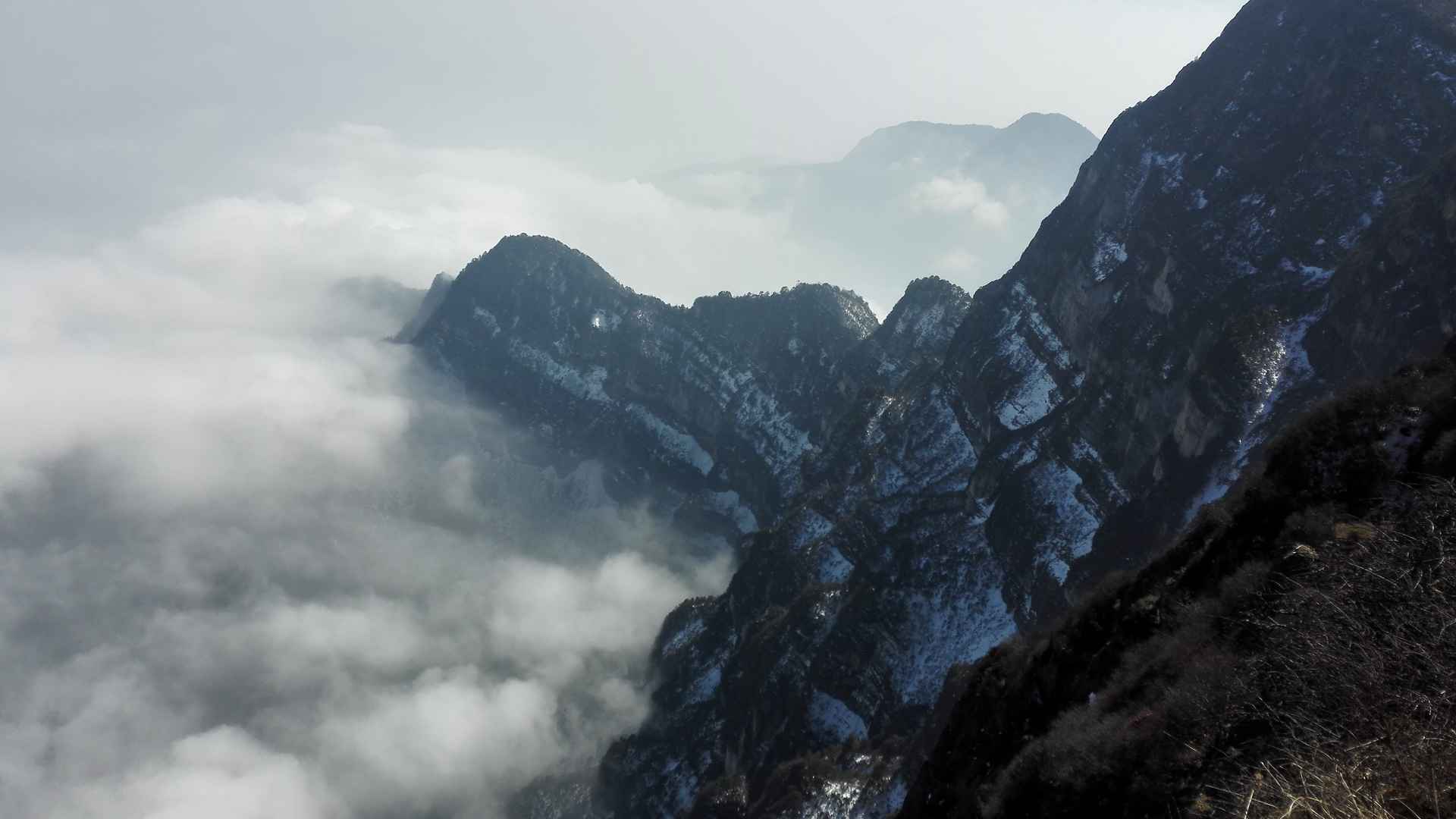 高清四川峨眉山风景区电脑桌面壁纸-