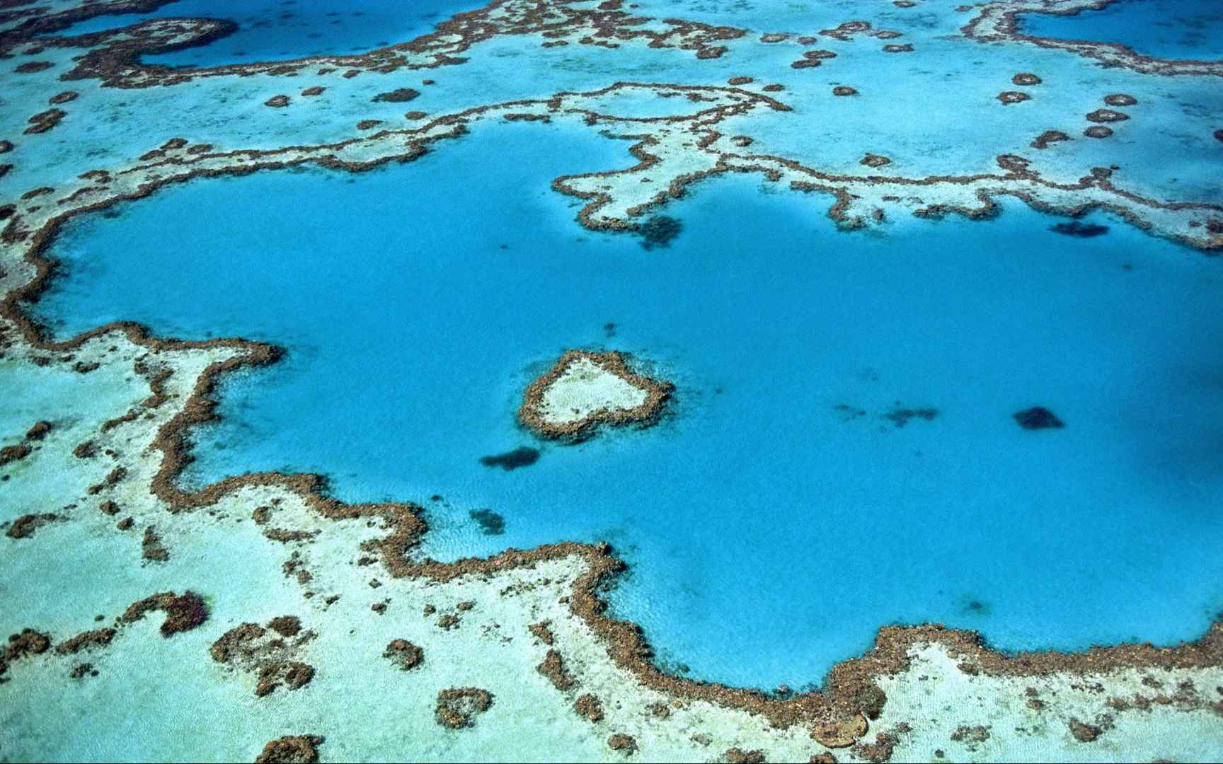大海海岸风光桌面壁纸
