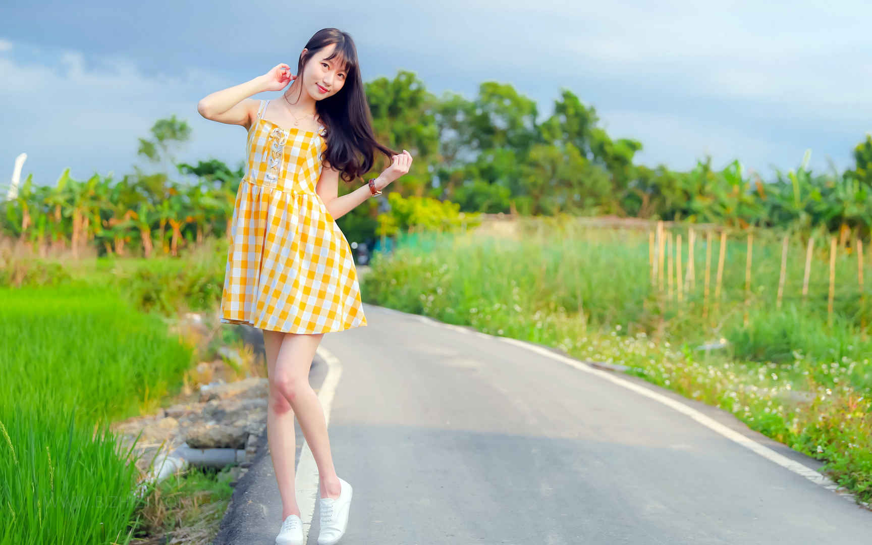 Yellow fashion dress|黄色战袍-HOTIQ|烧脑社区