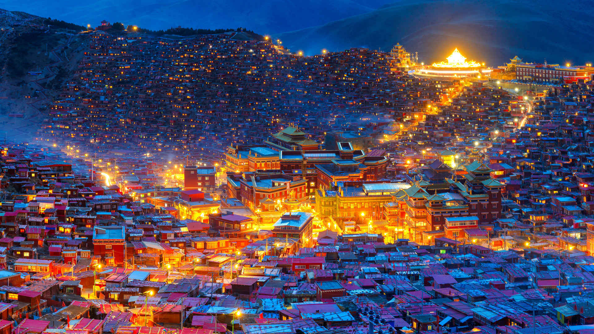 观光寺夜间全景壁纸