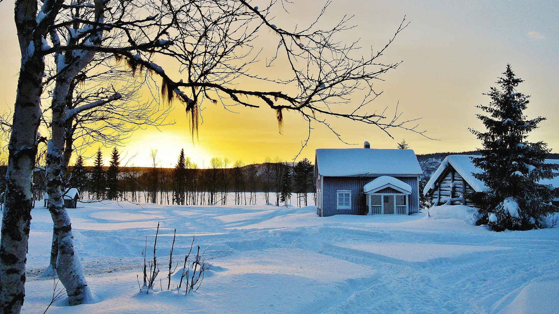 冬季雪中小屋唯美图片