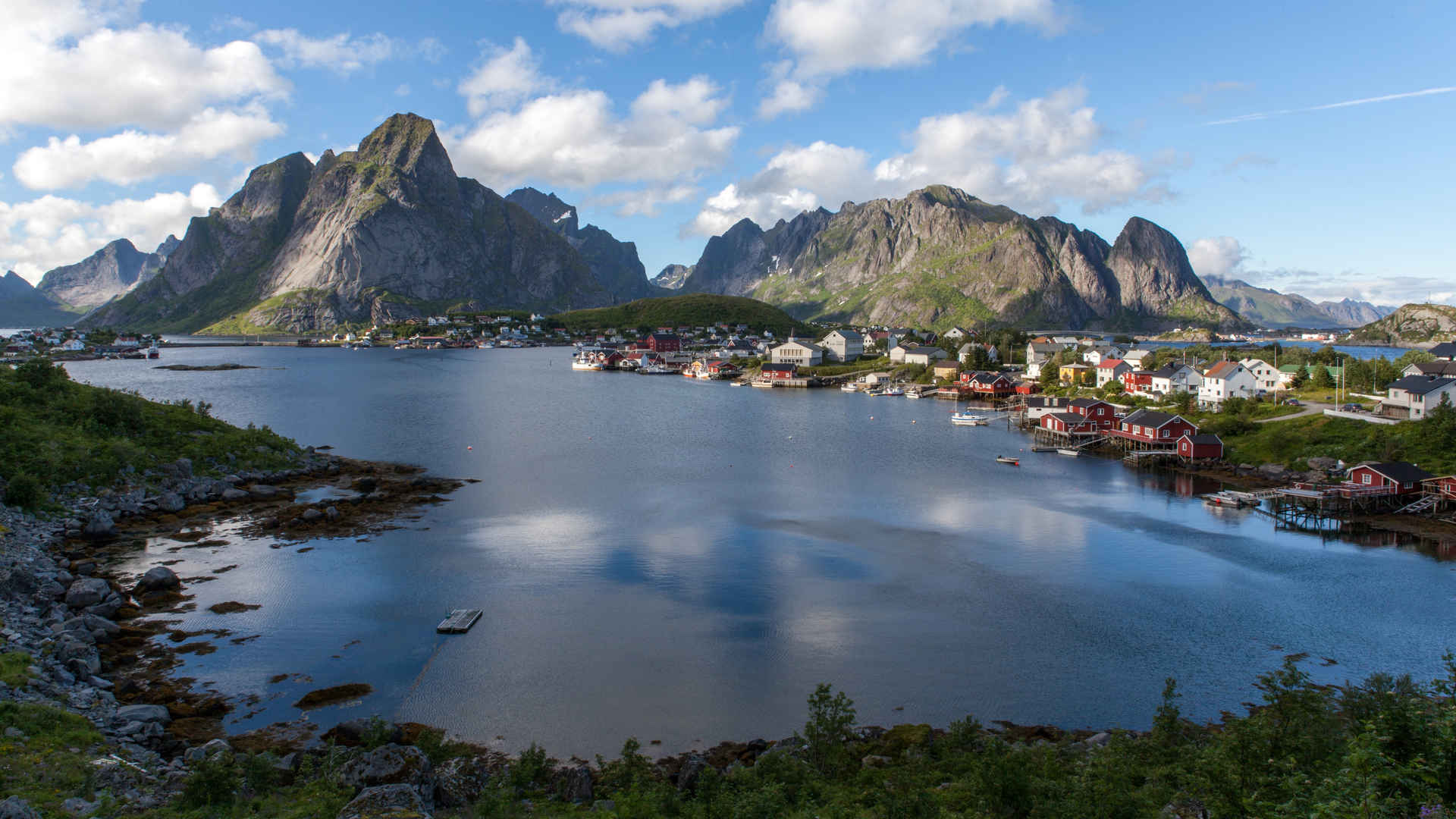 优美挪威小镇风景壁纸图片-