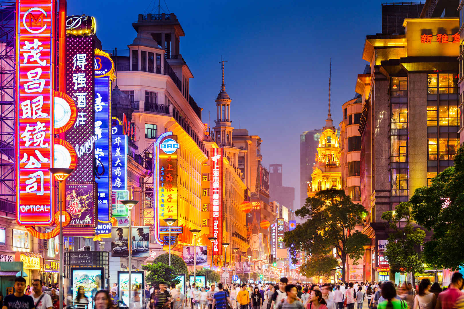 霓虹灯繁华上海城市夜景壁纸-