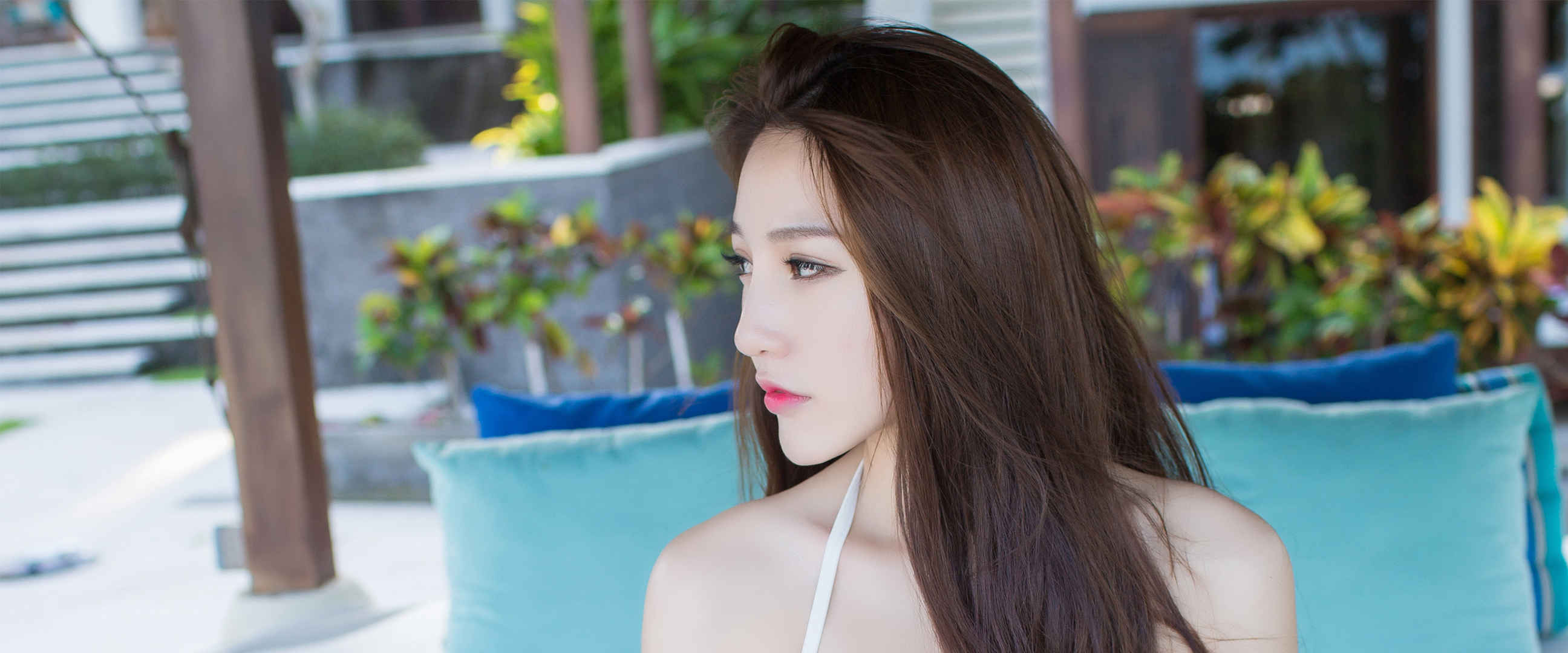 清丽动人细腻皮肤美女