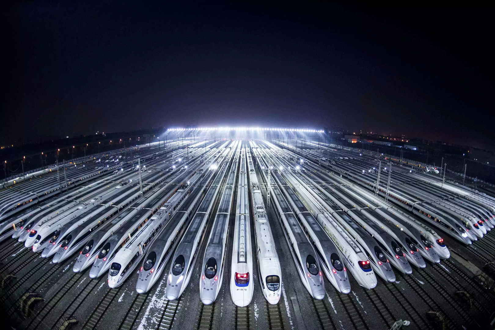 中国高铁万箭齐发合照图片