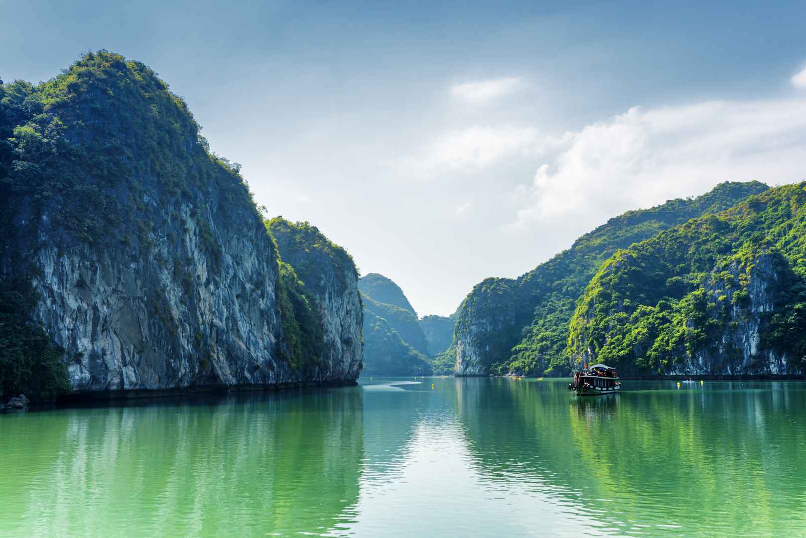 越南下龙湾海湾岩石自然风景壁纸图片