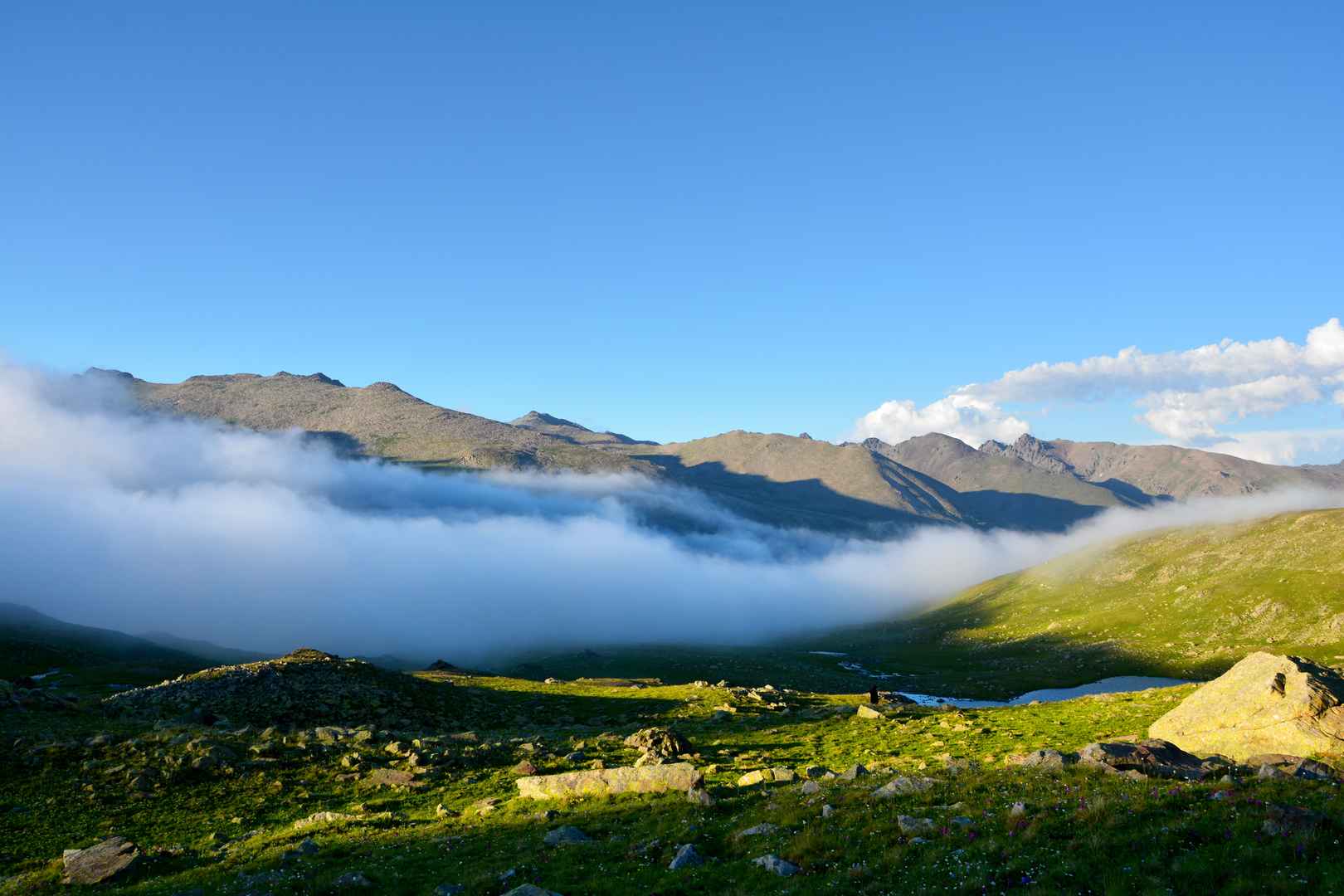 土耳其 天空  绿色 草地 风景天然景观 图片