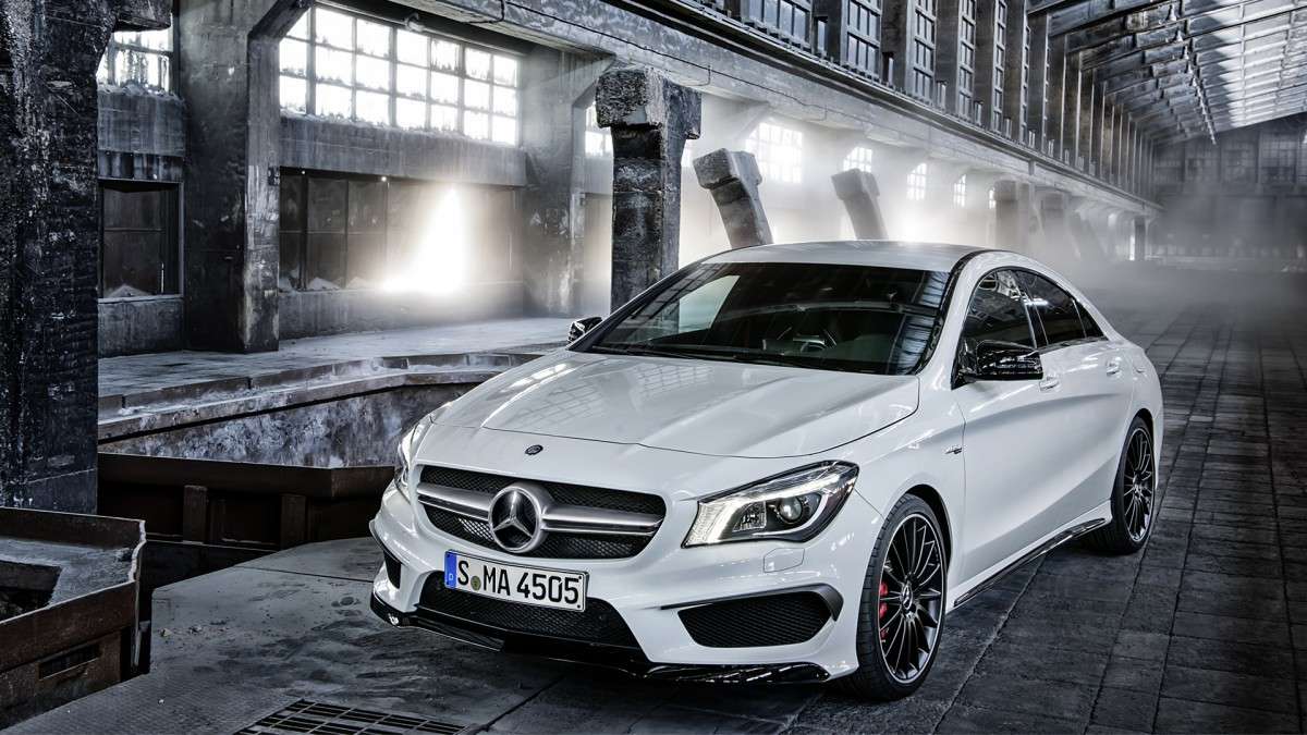 Mercedes-Benz CLA45 AMG奔驰壁纸