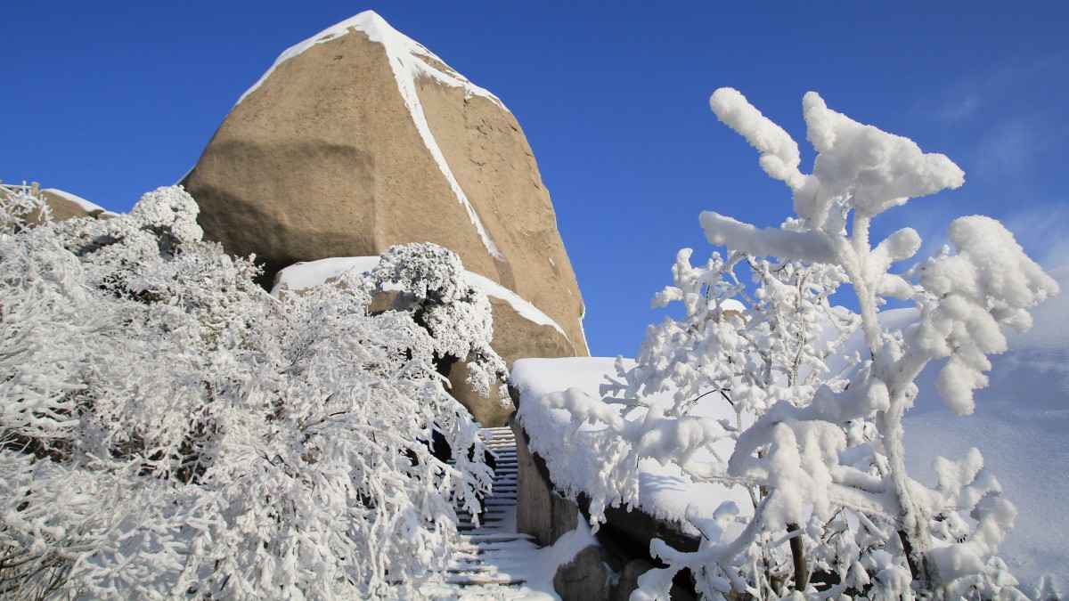 安徽天柱山雪景图片-