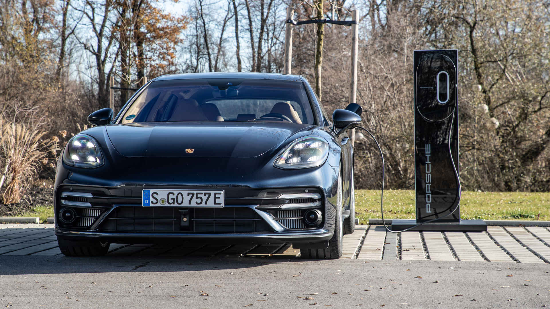 保时捷Panamera Turbo S E-Hybrid Sport Turismo壁纸