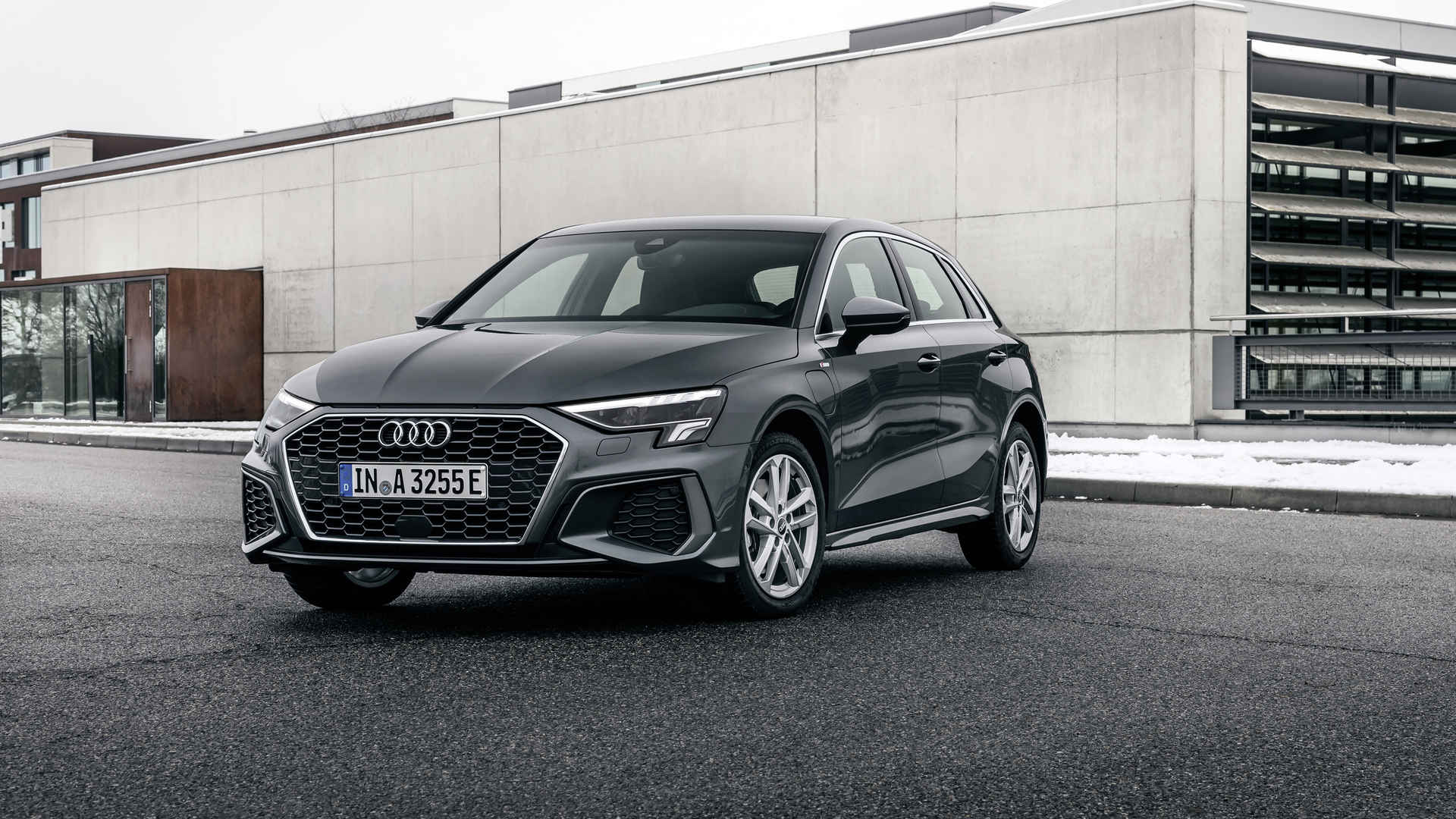 奥迪A3 Sportback 40 TFSI e S line壁纸