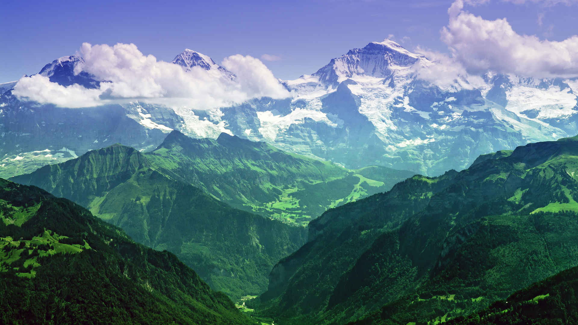 瑞士伯尔尼阿尔卑斯山少女峰桌面图片