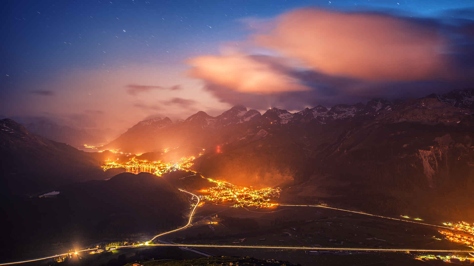 瑞士圣莫里茨附近的山顶夜晚美景桌面图片
