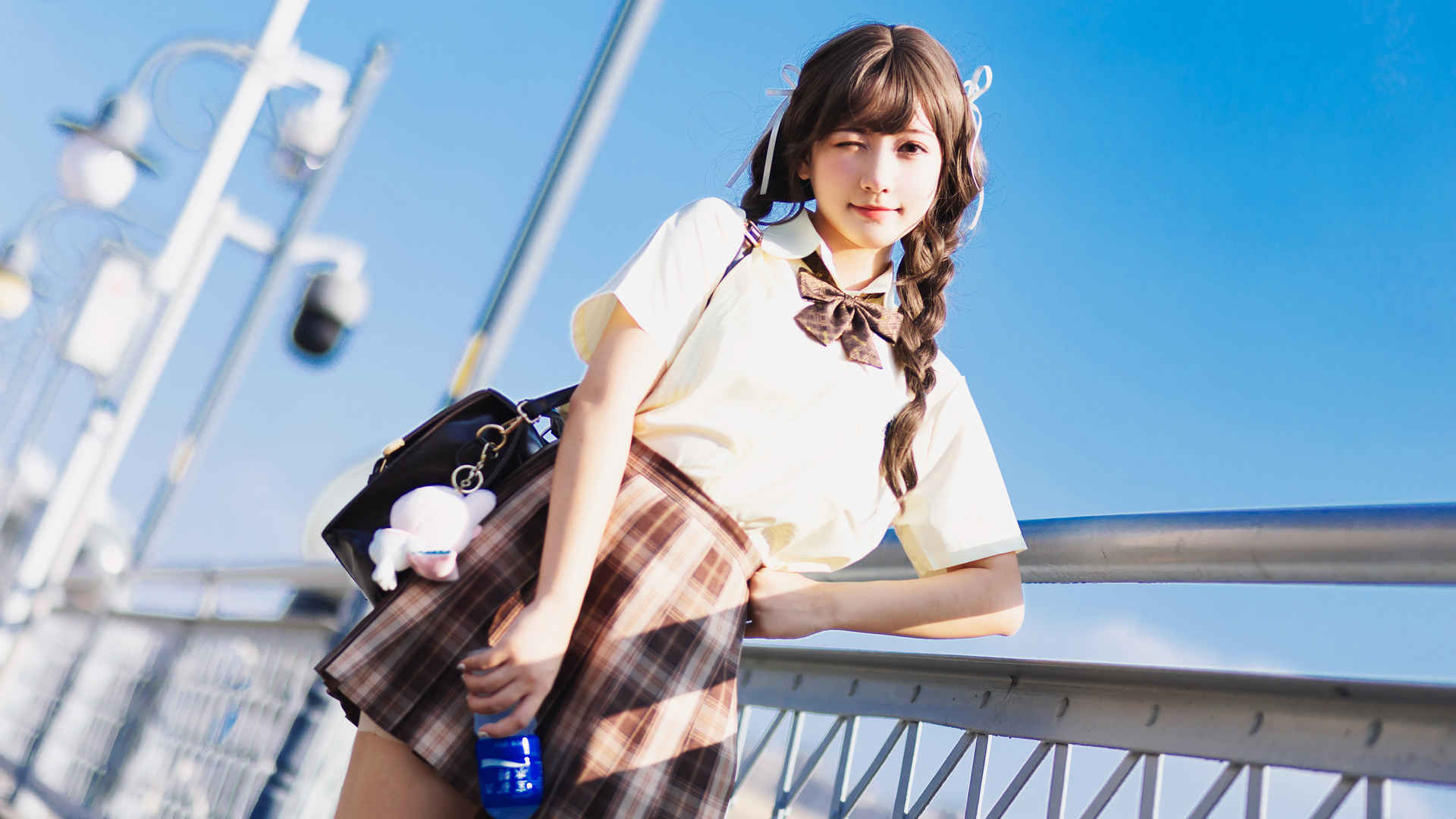 夏天学生装美女裙子4k壁纸-