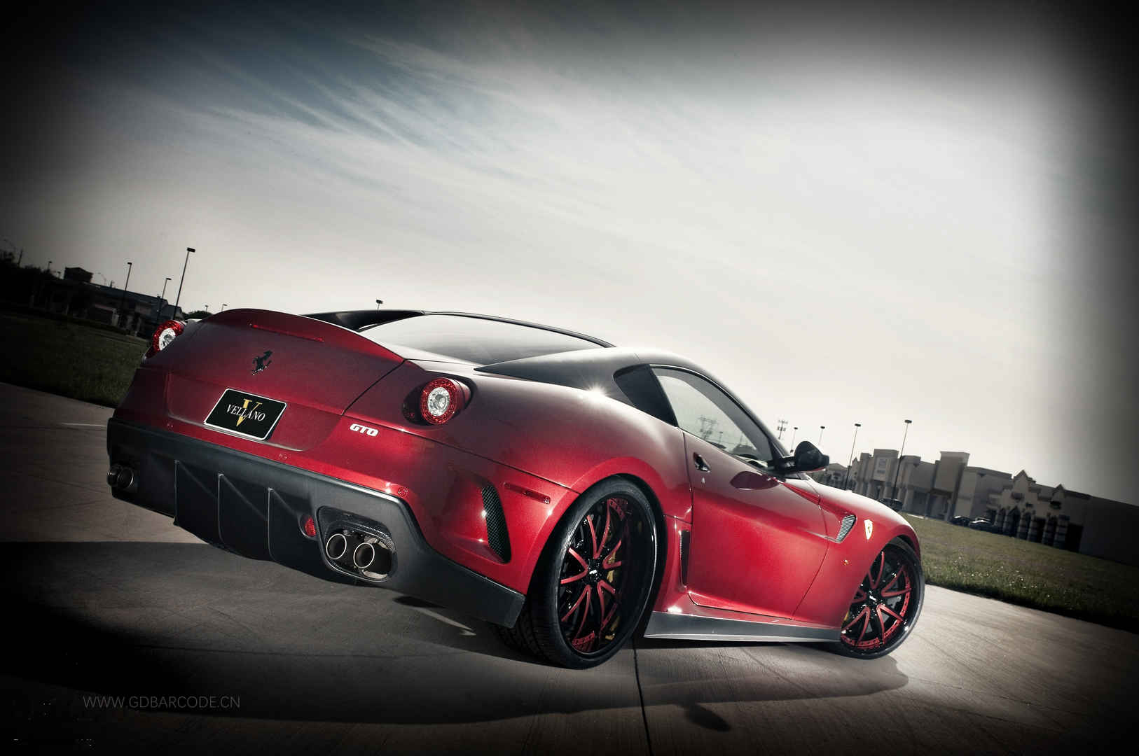 红色法拉利599 GTO 跑车4K壁纸-