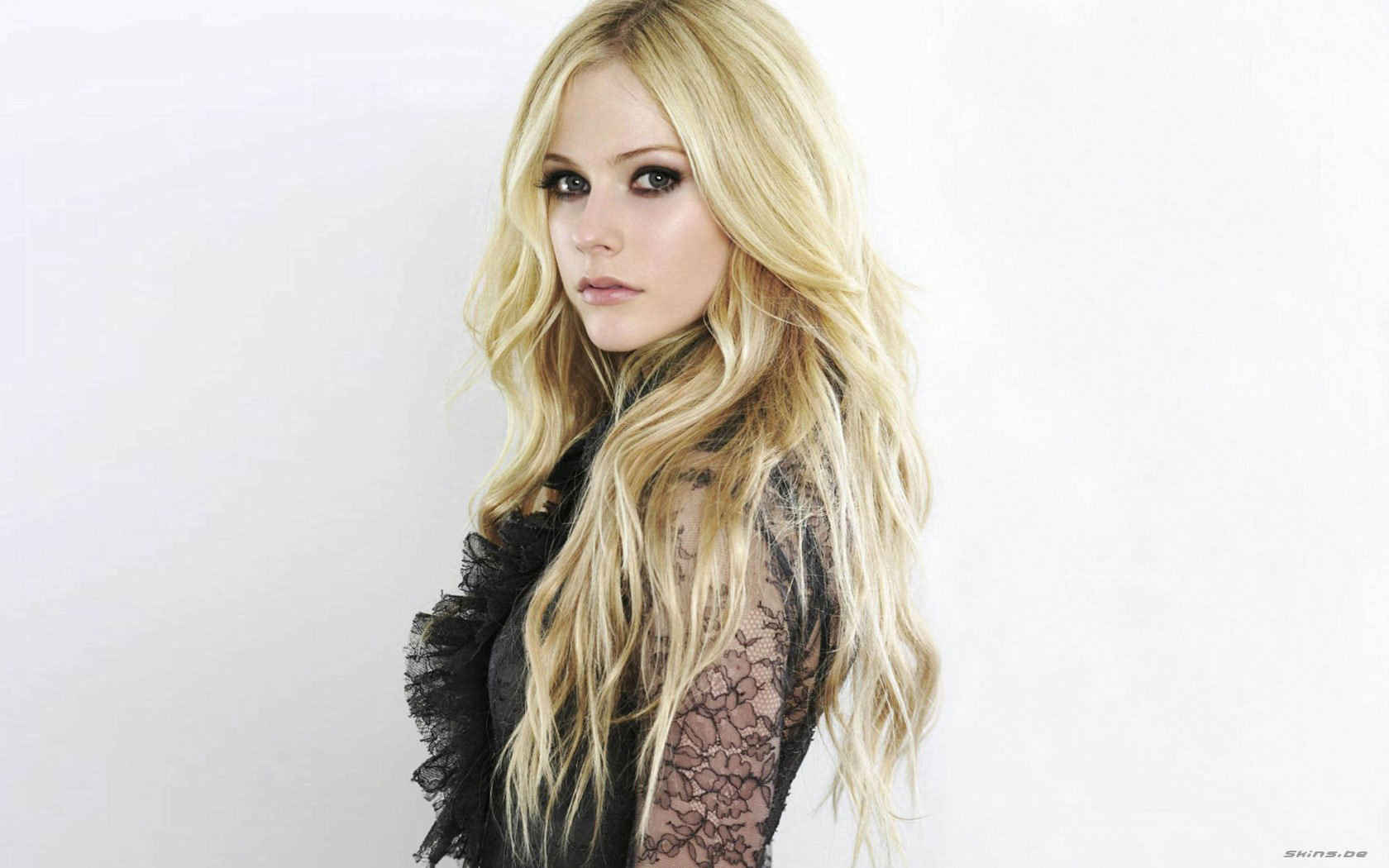 艾薇儿·拉维尼(Avril-Lavigne)壁纸 ​​​​-