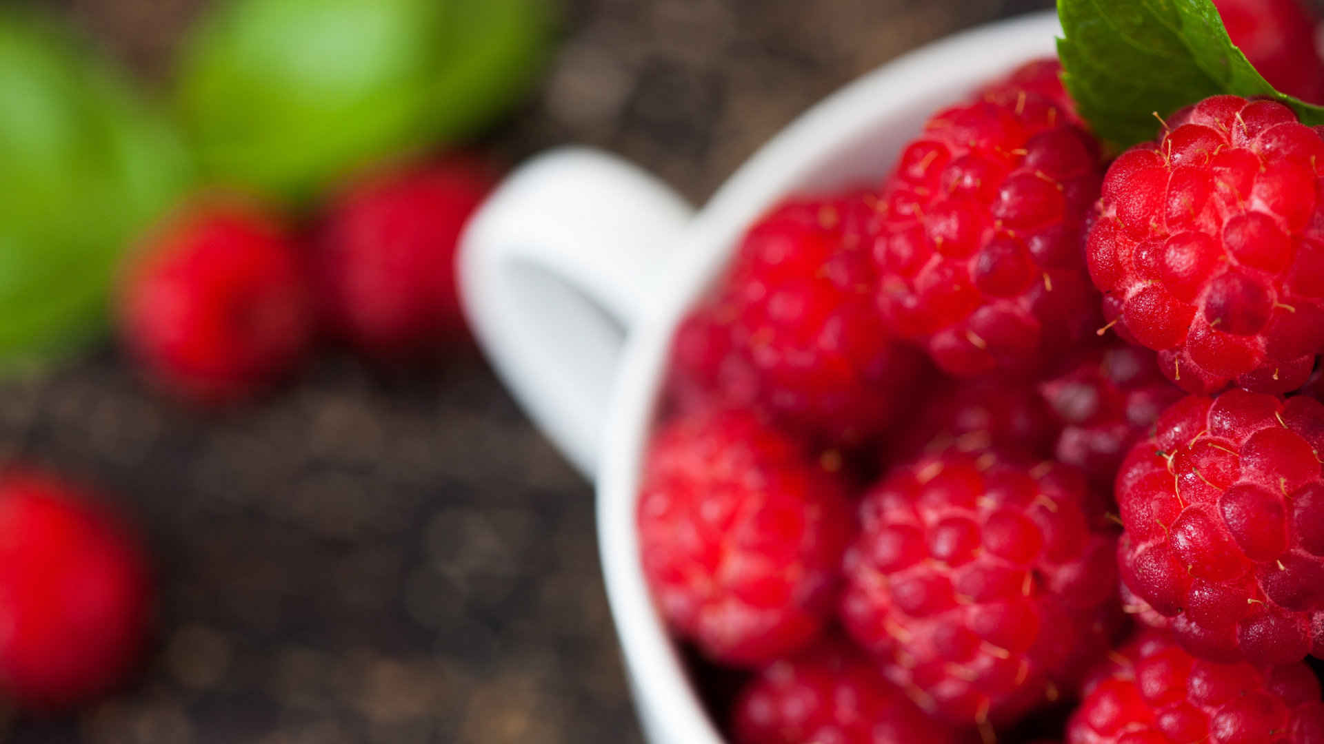 香甜可口的树莓图片