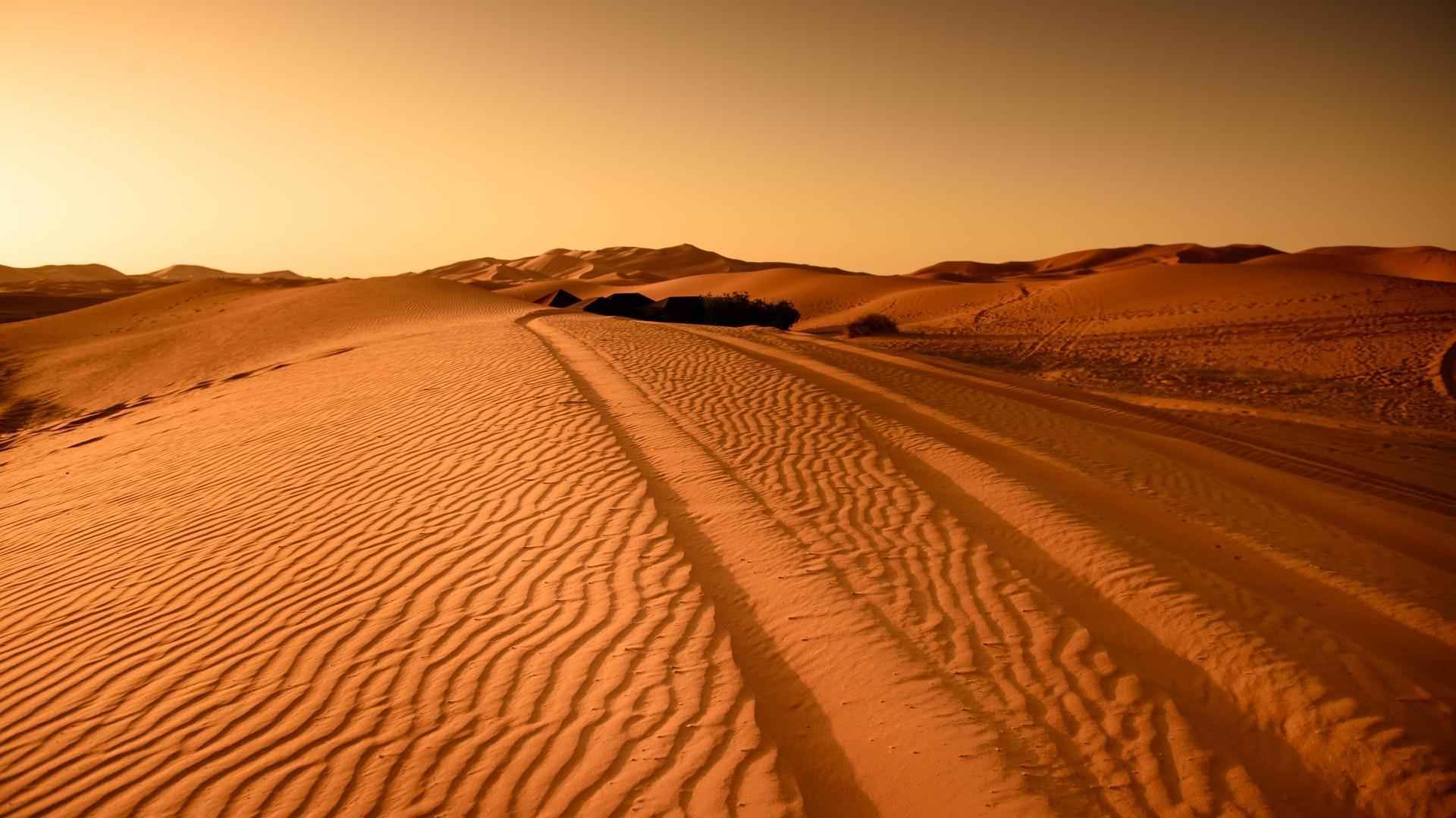 荒无人烟的沙漠风光风景电脑壁纸-