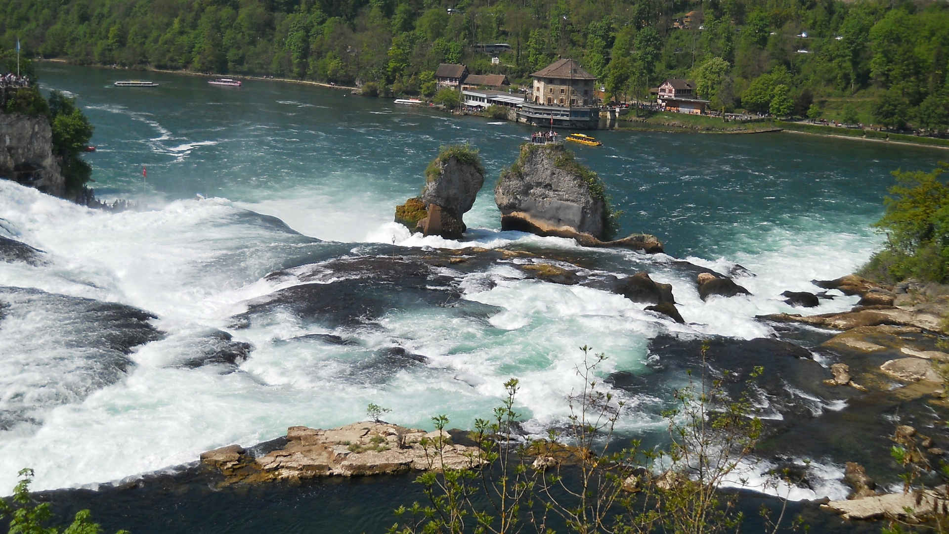 瑞士莱茵瀑布高清山水风景壁纸