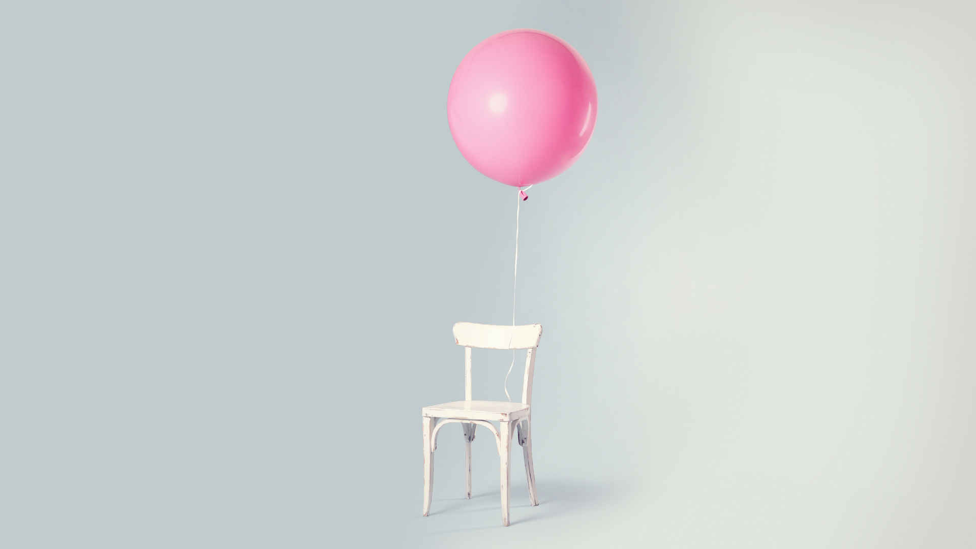 粉红色气球壁纸-