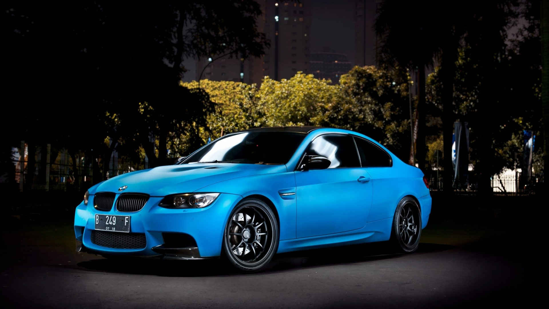 BMW,M3,蓝色宝马汽车,调优,夜晚,城市桌面壁纸