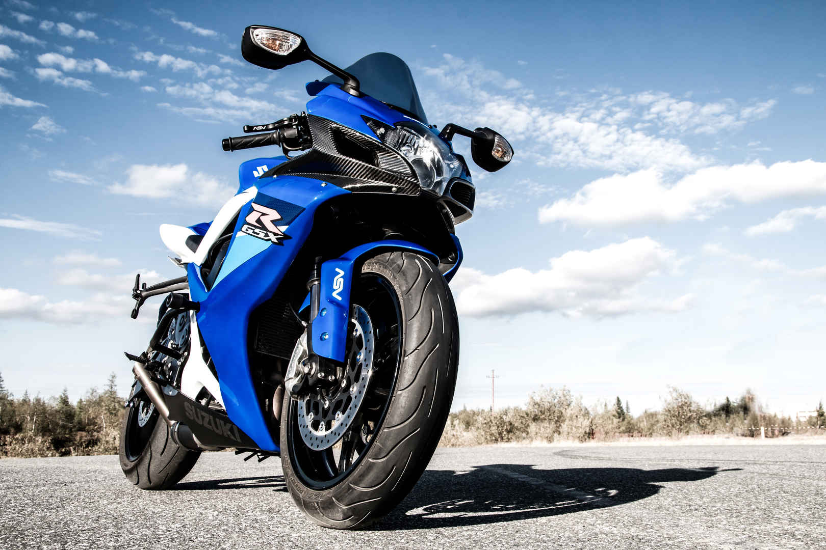 蓝色摩托车4K壁纸-