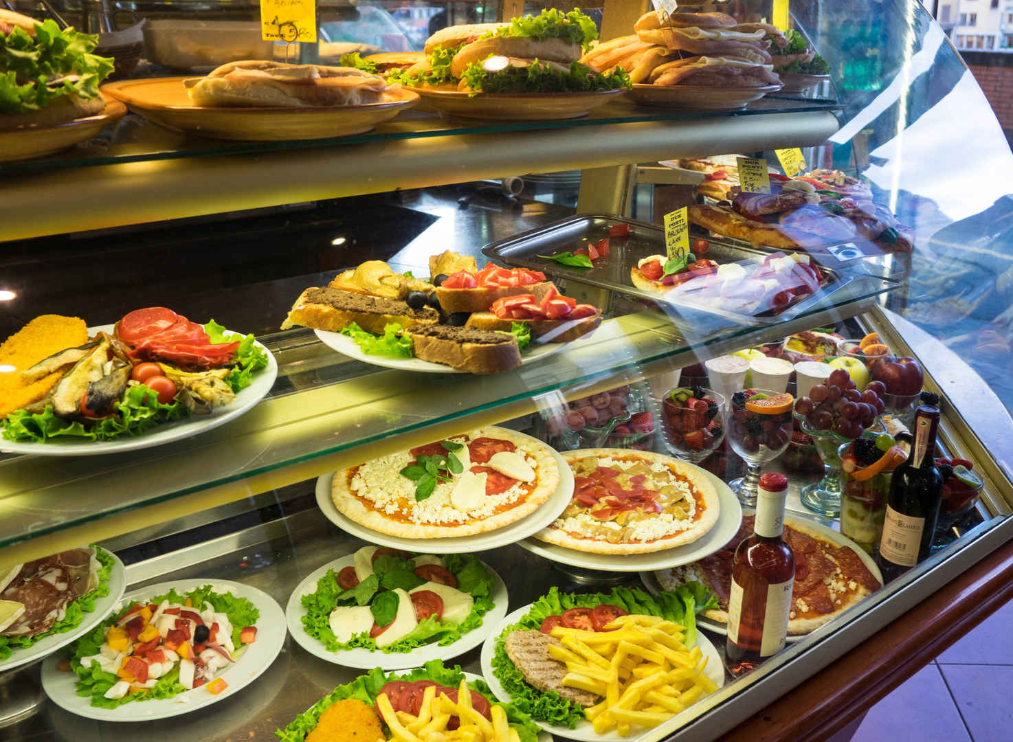 意大利佛罗伦萨 沙拉 食品 美食 咖啡厅 美味食物4K图片-