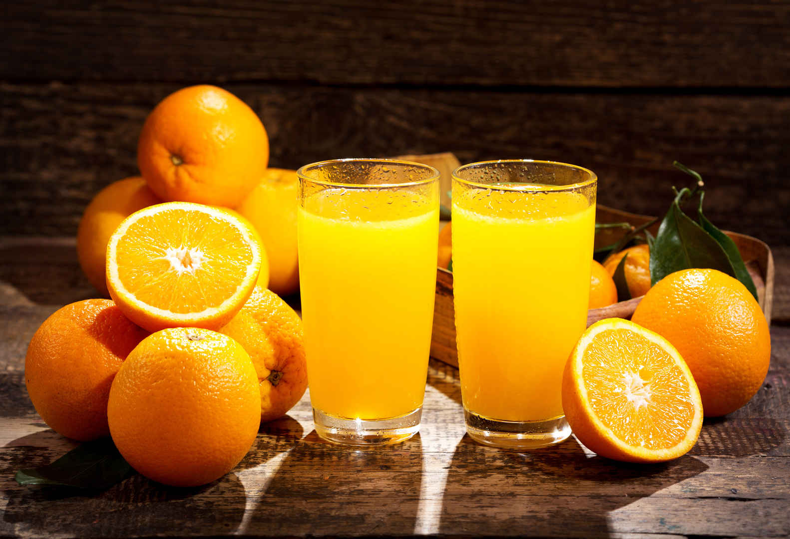 橙子 果汁 玻璃杯 水果 橙汁4K壁纸-