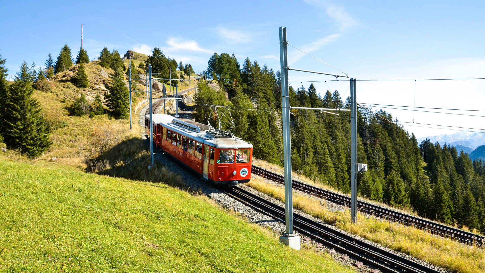 瑞士齿轨登山列车图片-
