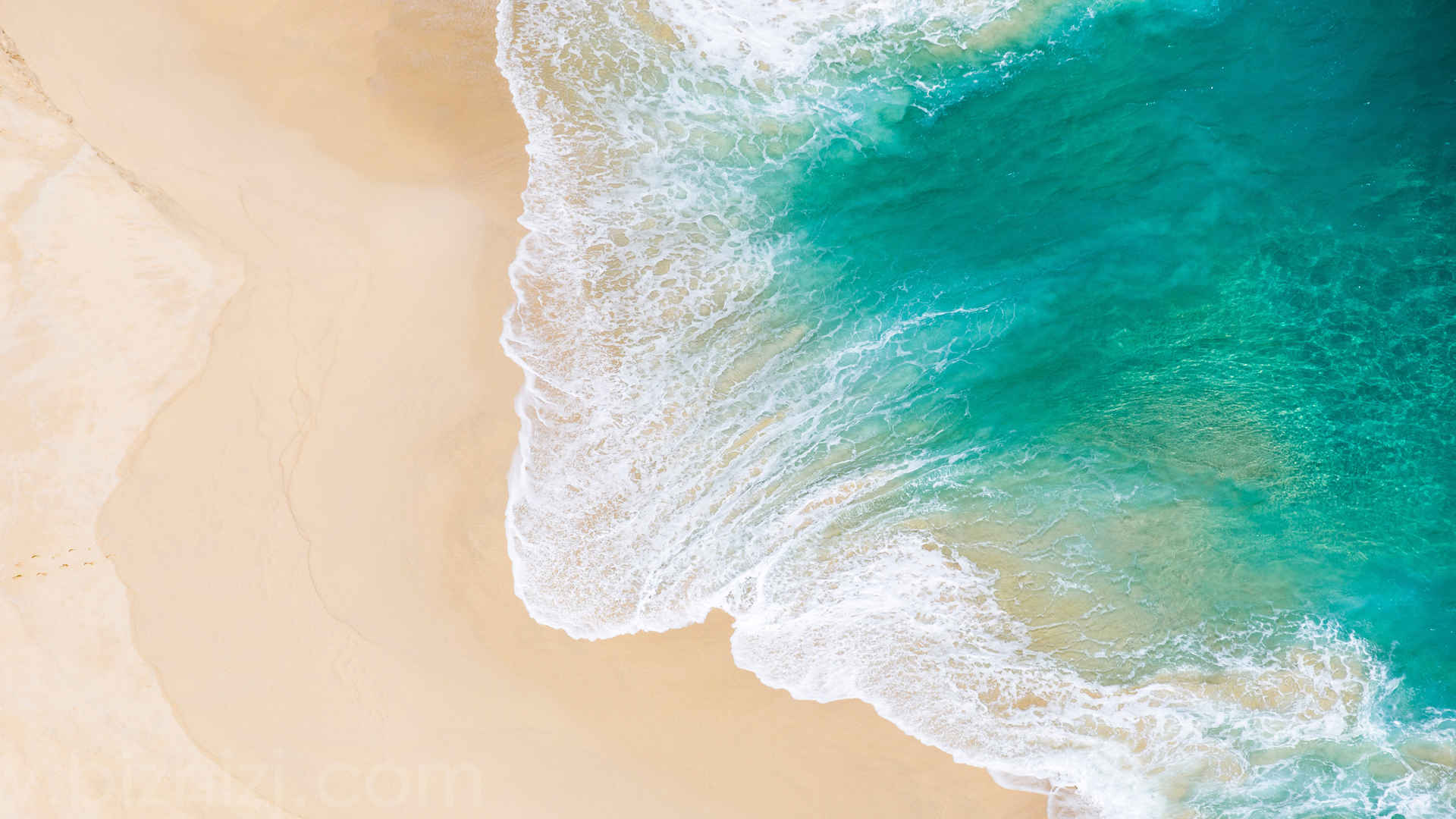 碧海沙滩海浪4K壁纸-