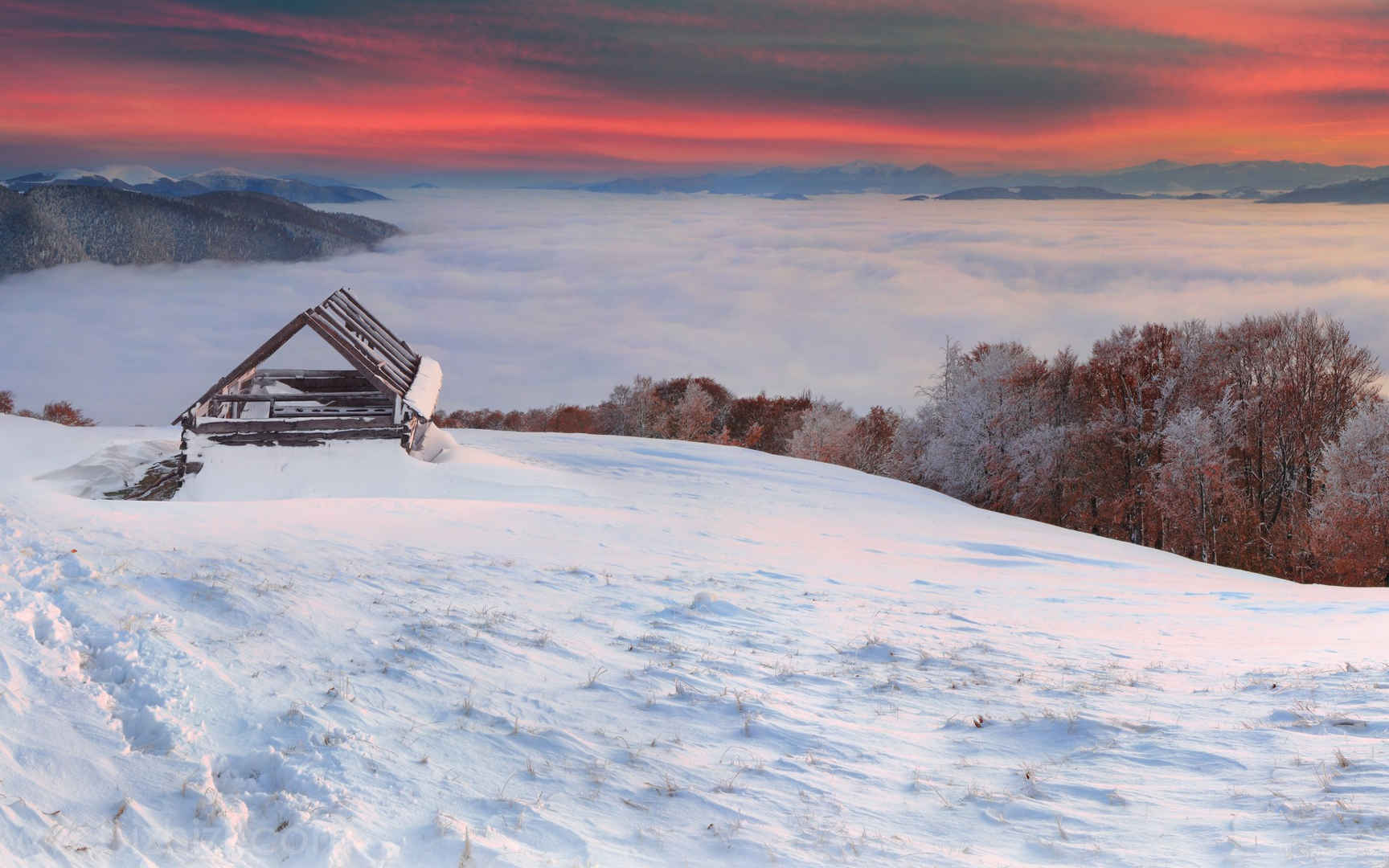 节气小雪之山顶唯美雪景图片桌面壁纸-