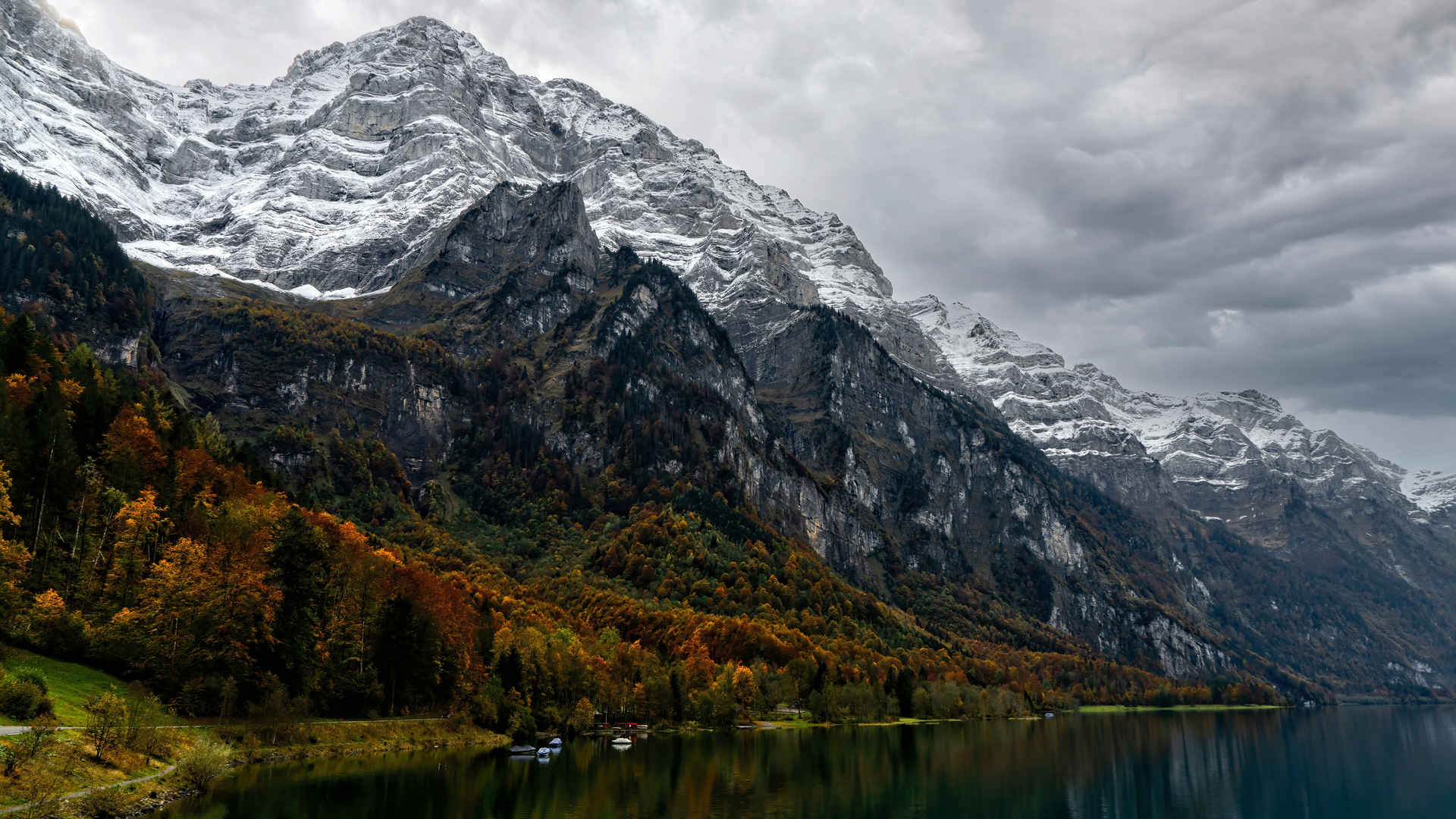 瑞士 格拉鲁斯 克隆泰尔湖 雪山壁纸-