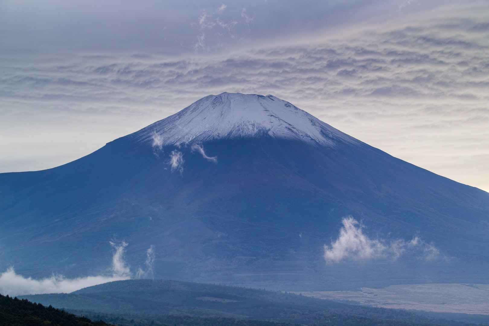 富士山积雪壁纸图片-