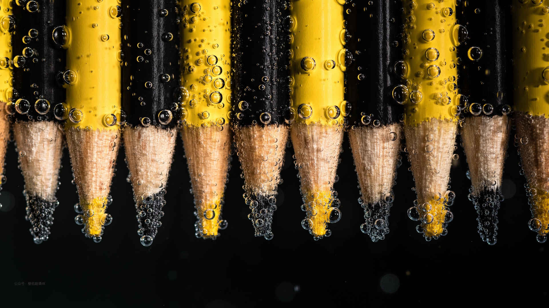 黑色和黄色铅笔素材