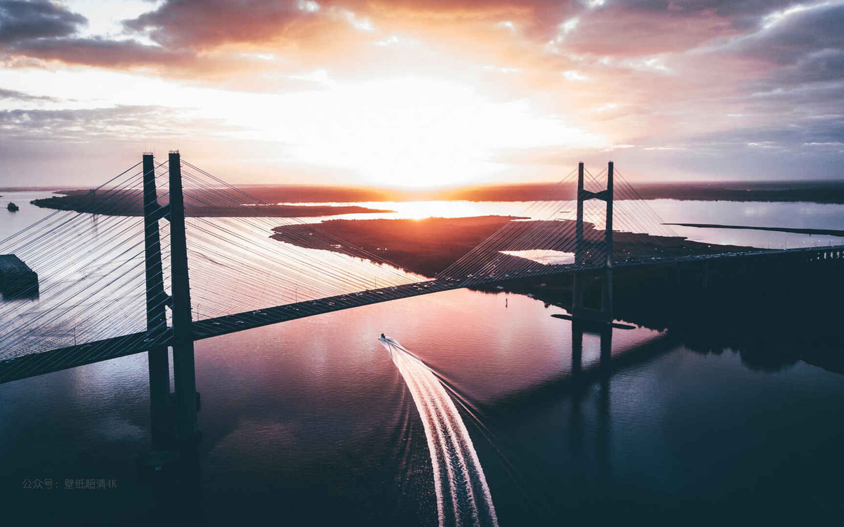日落前的海上吊桥电脑壁纸图片