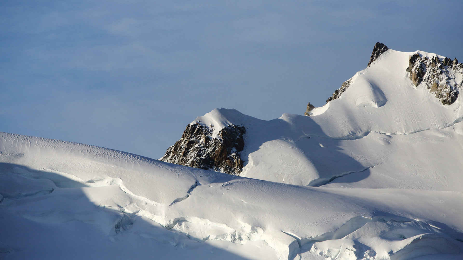阿尔卑斯山最高峰勃朗峰电脑风景壁纸