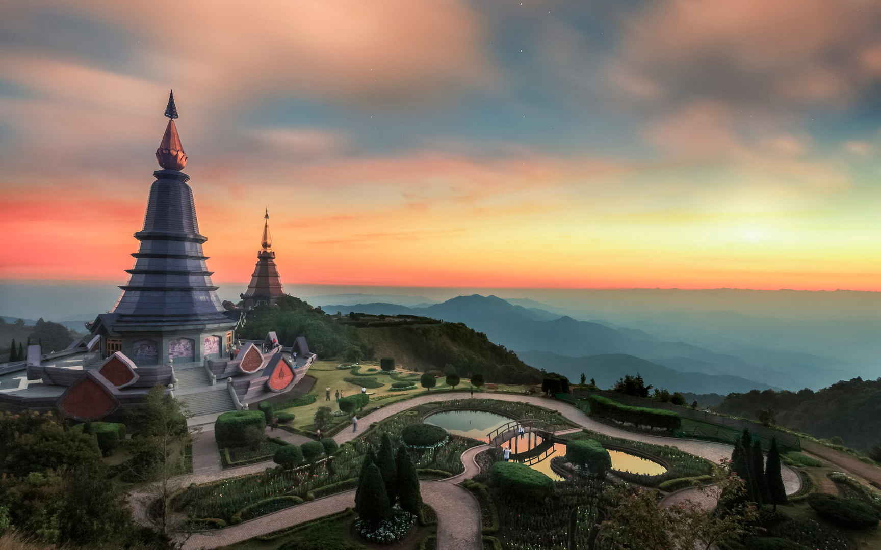 泰国因他农山国家公园高清风景桌面壁纸