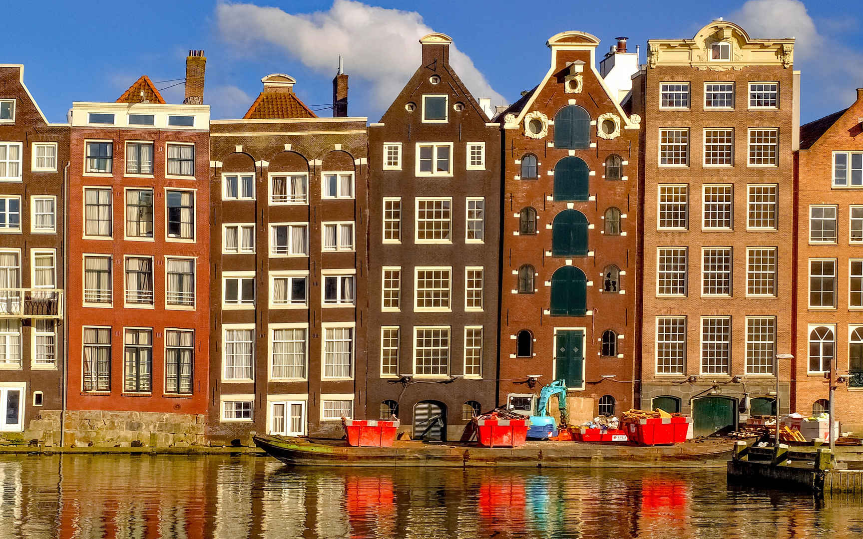 荷兰小镇风景图电脑壁纸