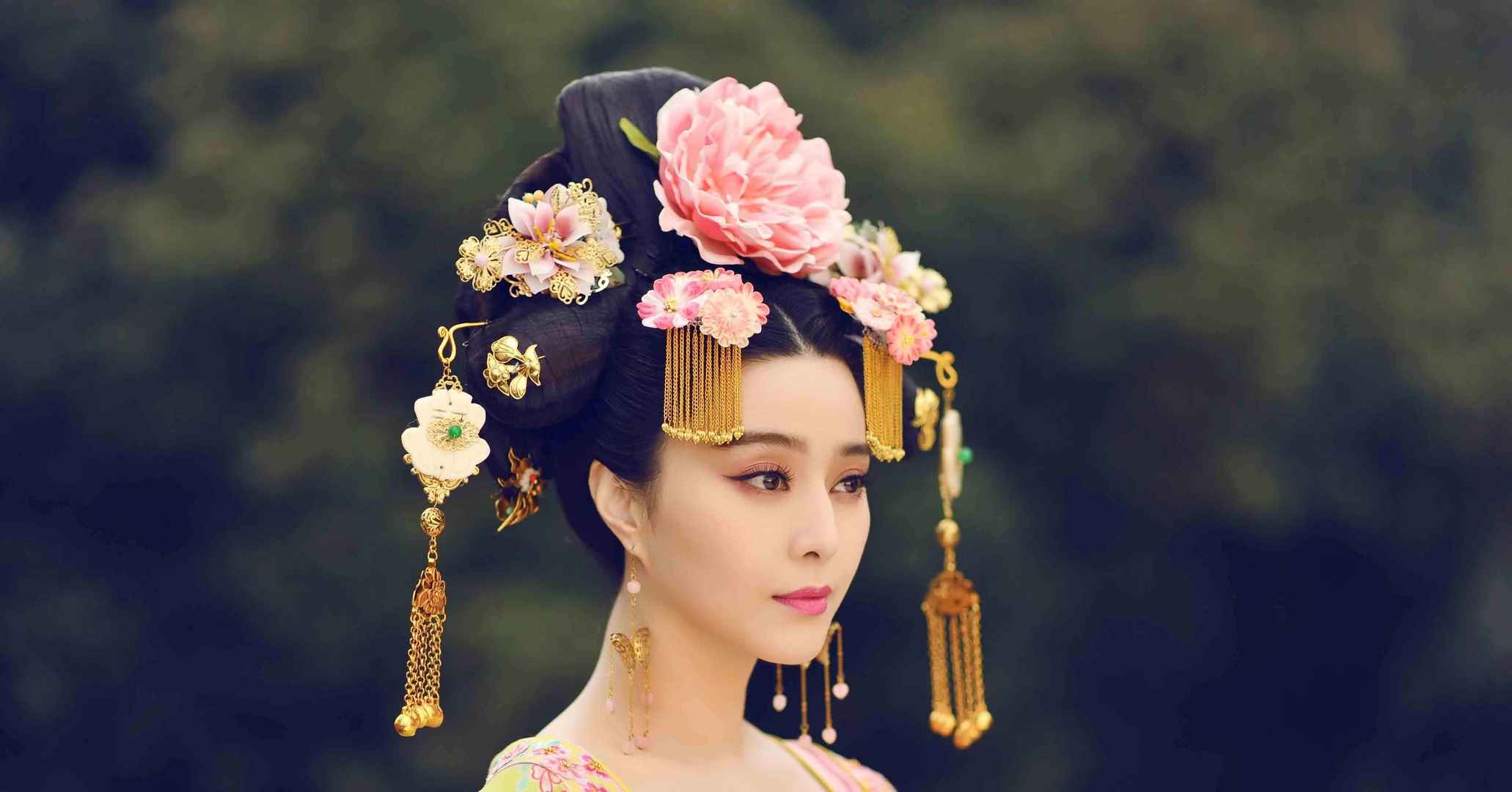 《王朝的女人·杨贵妃》唯美壁纸图片古风-