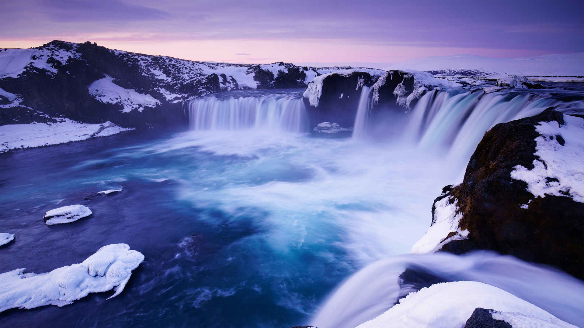 冰岛瀑布唯美的风景壁纸图片