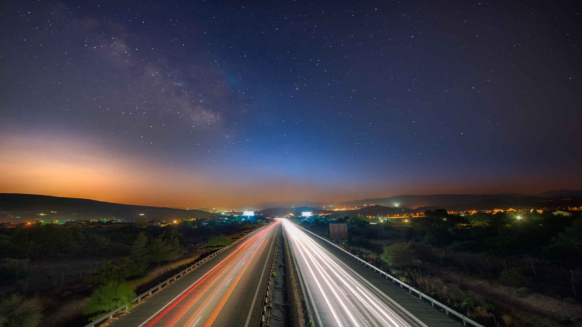 利马索尔市塞浦路斯高速公路星空图片