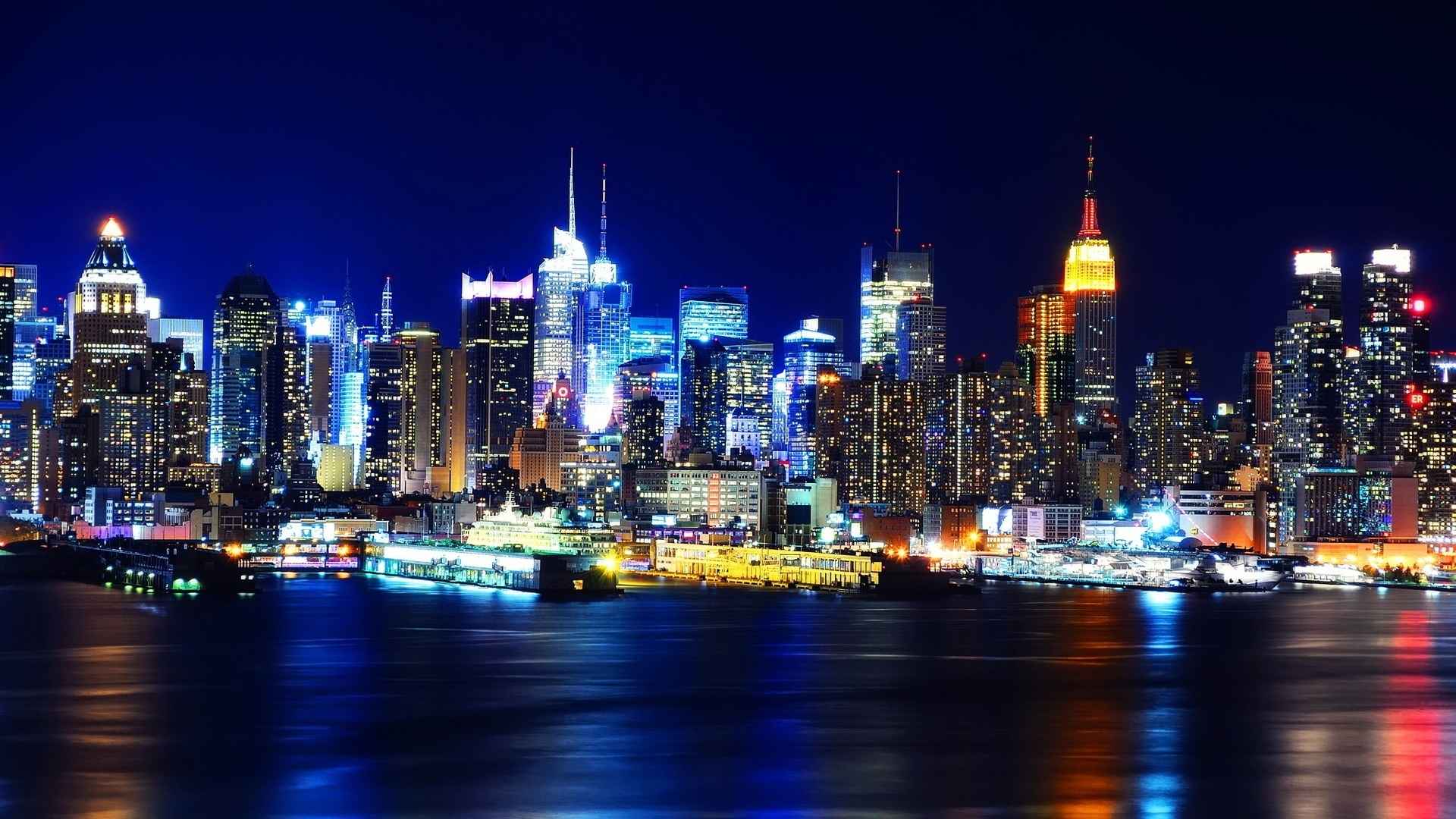 城市高楼大厦风光夜色图片