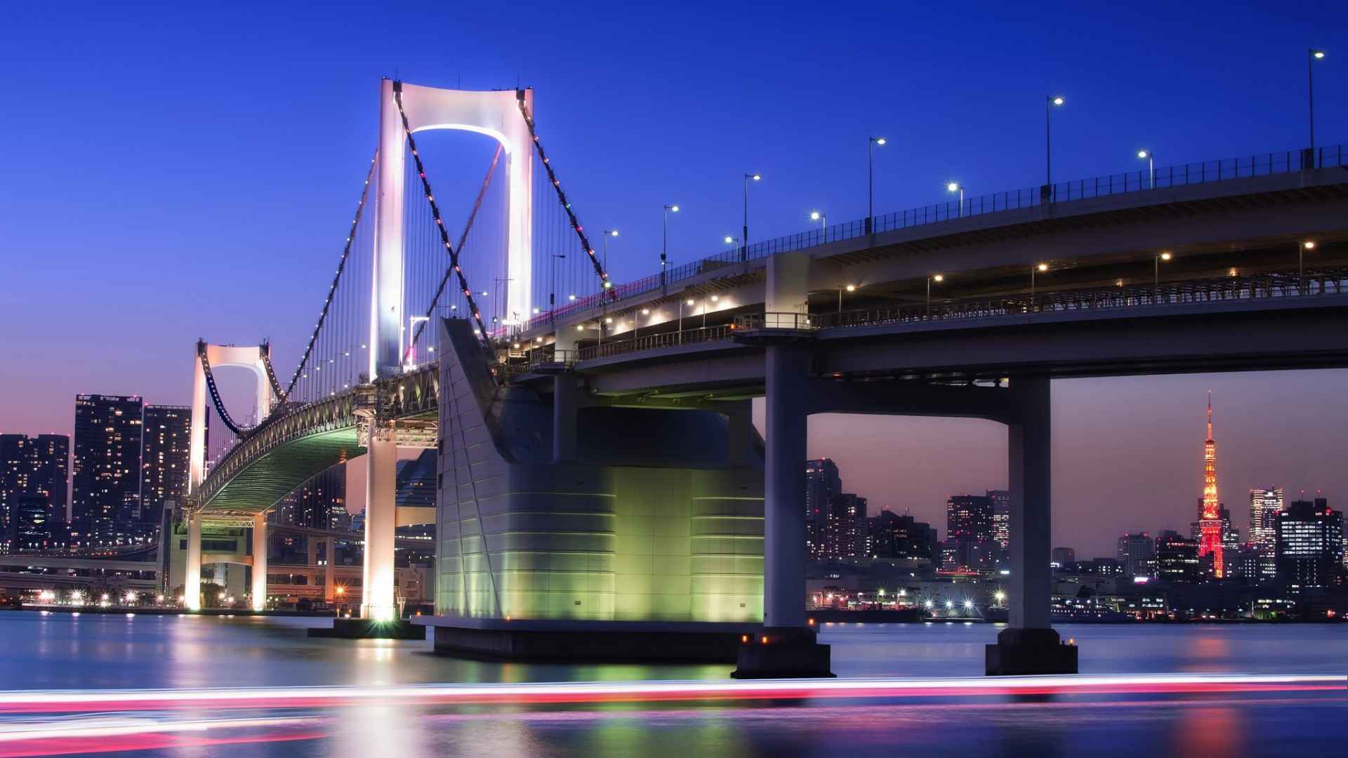高架桥大河流水夜景图片