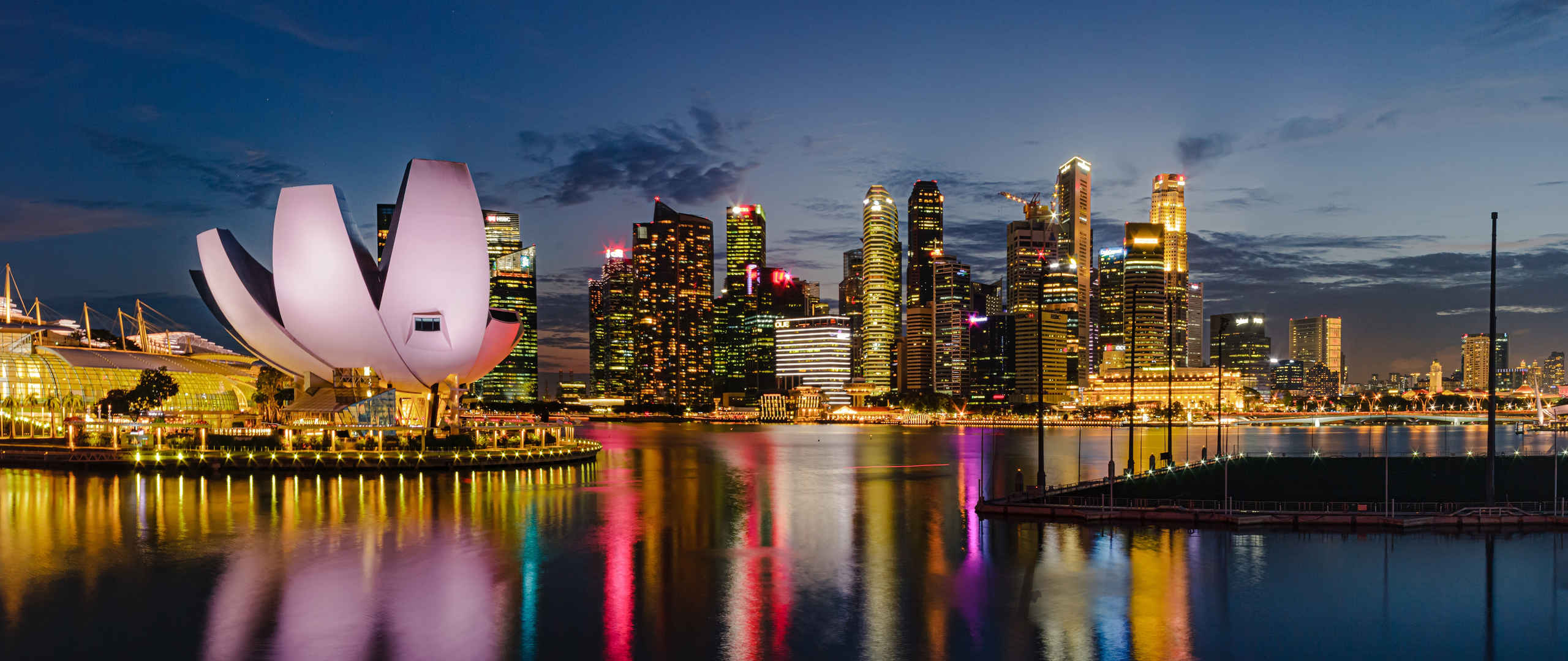 新加坡滨海湾花园城市夜景5120x2160壁纸-