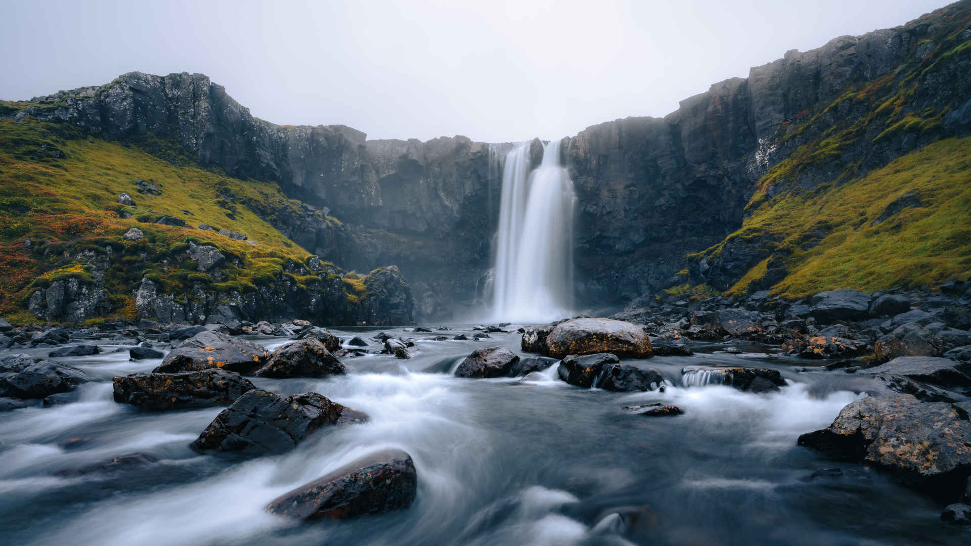 冰岛塞里雅兰瀑布3840x2160壁纸-