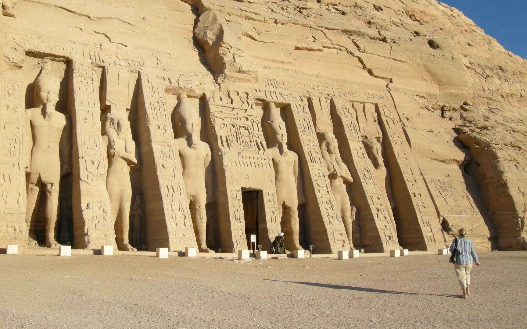 埃及卢克索神庙建筑图片